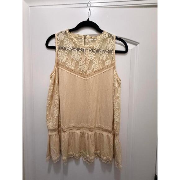 037 POL Honey Gold Sleeveless Lace Top (Large, NWT) - Picture 3 of 5